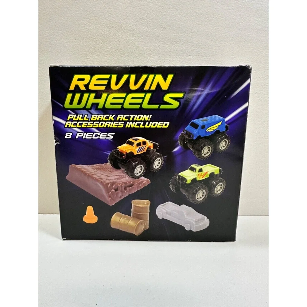Revvin Wheels Pull Back Action Car Set Monster Jam‎ Trucks With Accessories NEW
